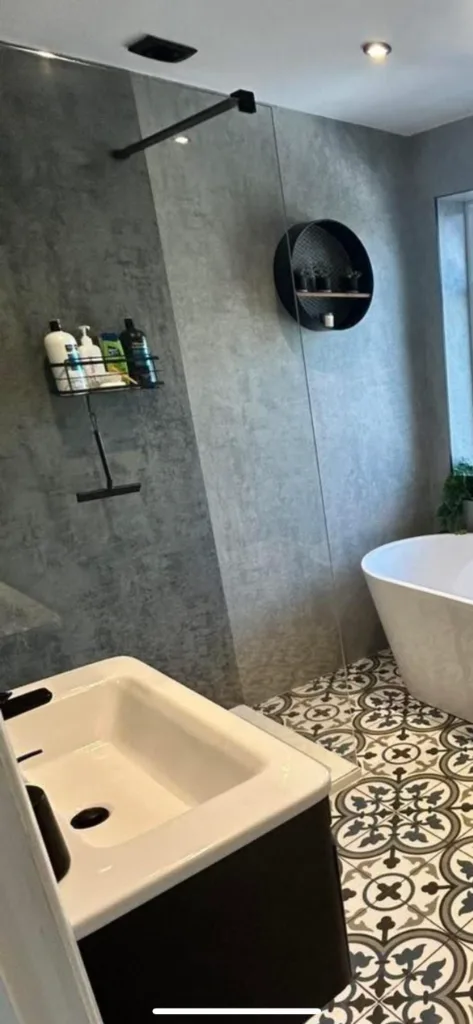 Bathroom Clean after cleaning