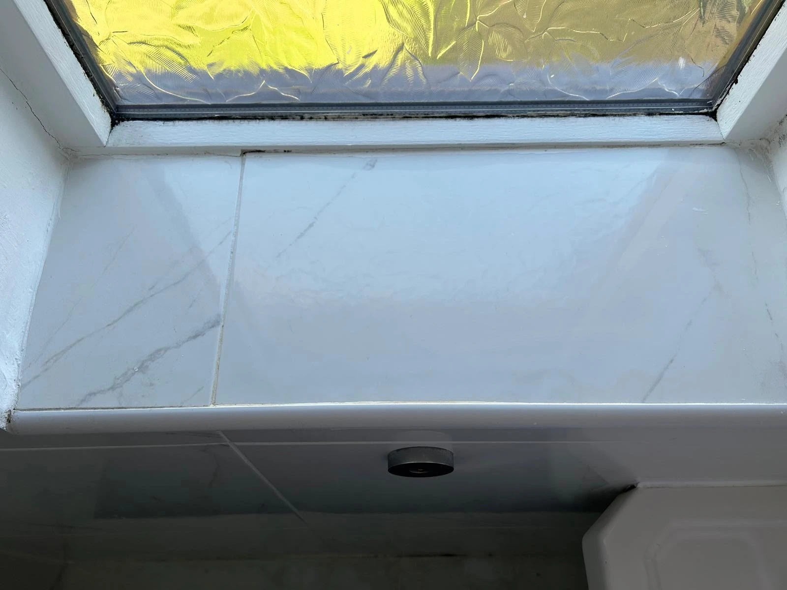 Bathroom Window after cleaning